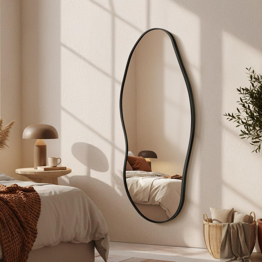 Auréa Form™ Statement Mirror