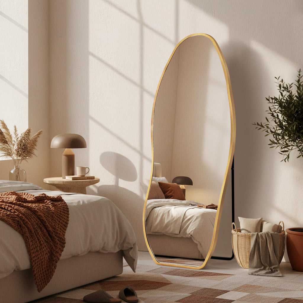 Auréa Form™ Statement Mirror