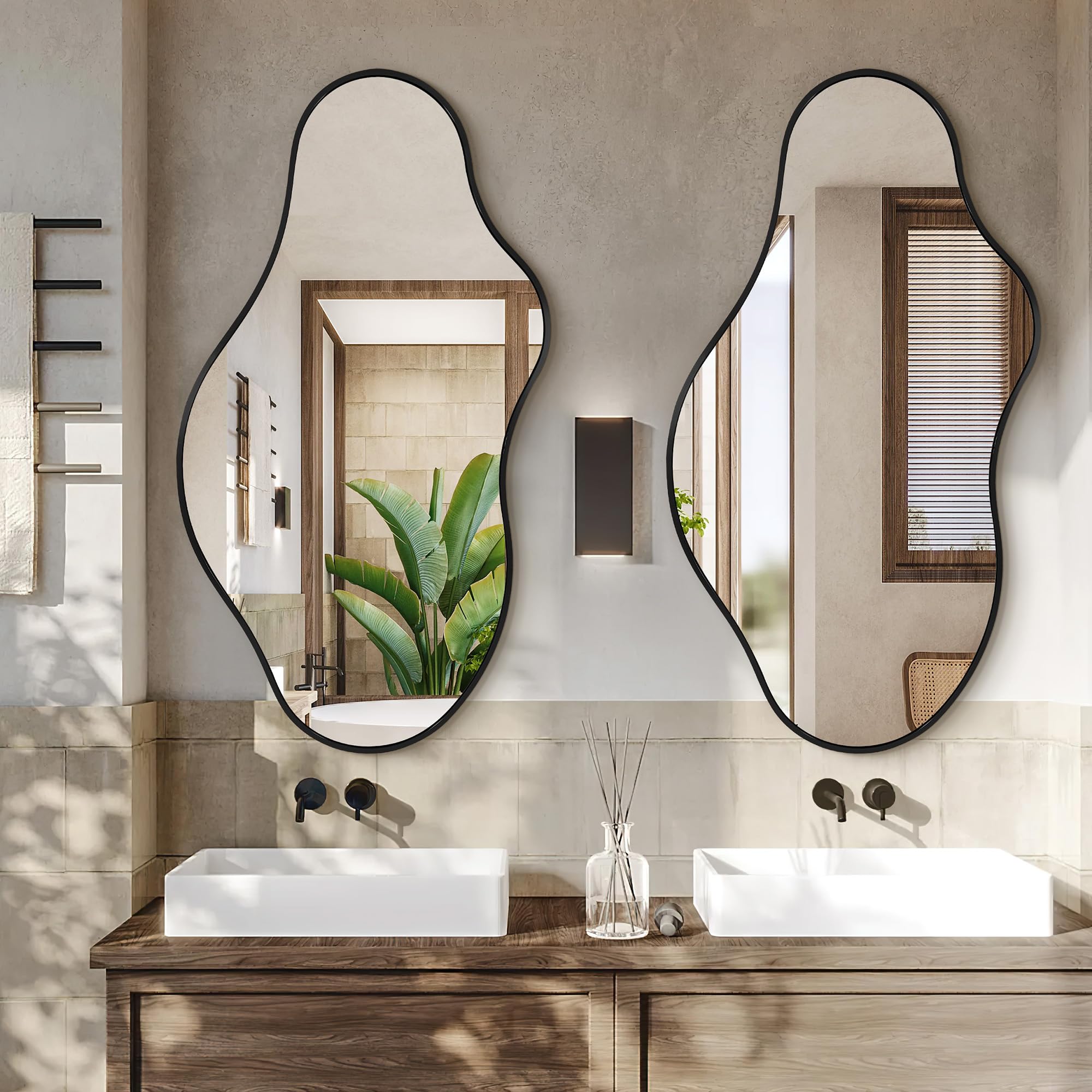Auréa Form™ Statement Mirror